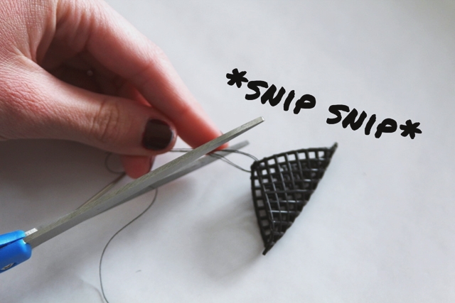DIY: Trendy Cage Ring | The Outfit Repeater | www.theoutfitrepeater.com diy-ring-02