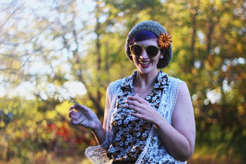 1970s Inspired Outfit: Floral blouse, white lace vest, high waisted dark wash denim