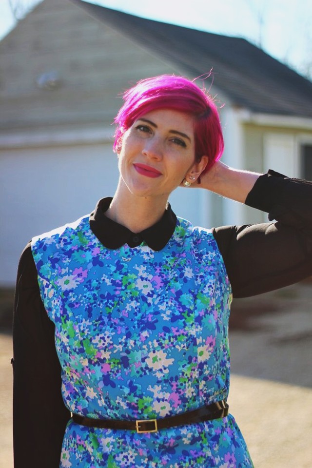 floral-mod-dress-magenta-hair-outfit-06