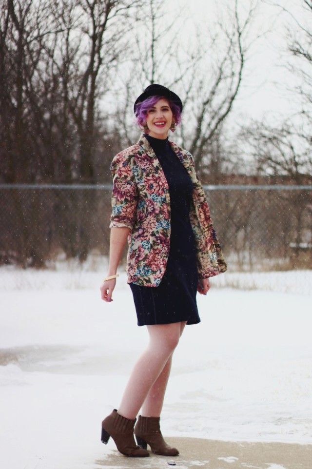 A Volcanic Ensemble | www.theoutfitrepeater.com Pretty In Pink inspired volcanic ensemble: Black mockneck bodycon dress, vintage floral blazer, black pork pie hat, 80s-era statement earrings, beige booties