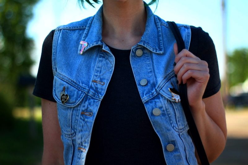 summer-road-trip-outfit-darling-distraction-flair-08-800x534.jpg