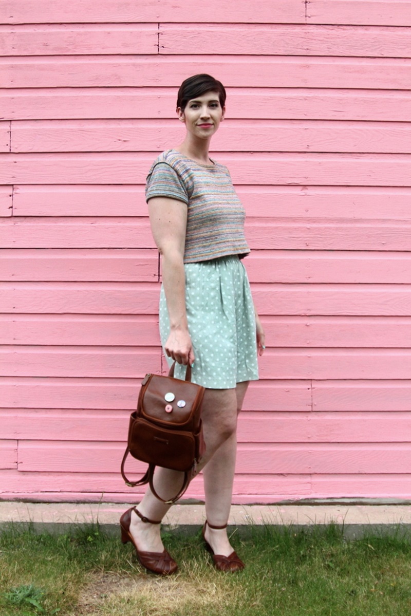 That Summertime Outfit | www.theoutfitrepeater.com cute summer outfit pattern mixing polka shorts striped crop top pink colourpop blotted lipstick brown backpack high heels