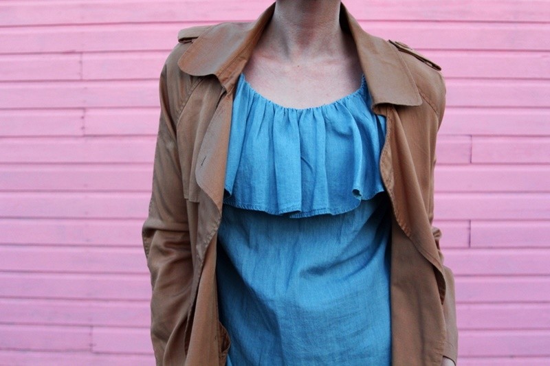 A New Twist on Double Denim | www.theoutfitrepeater.com the outfit repeater hannah rupp double denim chambray blouse dark wash skinny jeans pink flats fuchsia lipstick who what wear trench coat target thrifted women's affordable style budget friendly