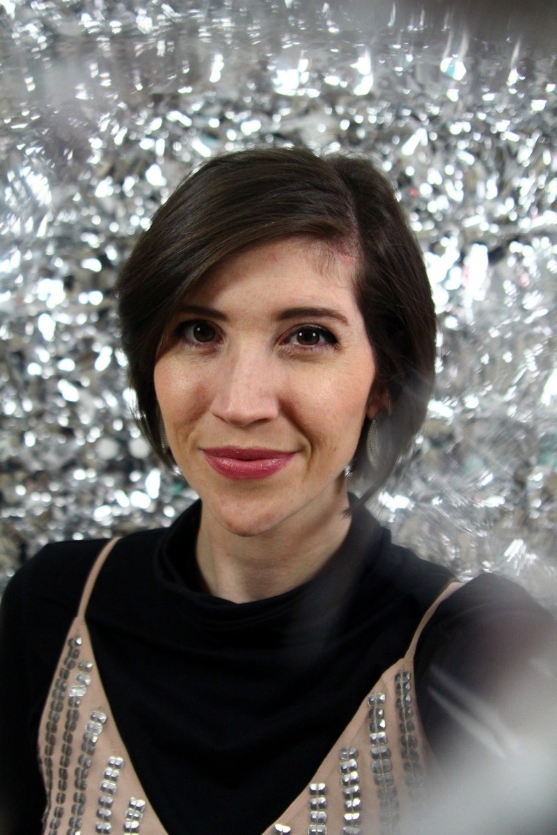 How To Wear Your New Years Eve Dress Now & Later | www.theoutfitrepeater.com the outfit repeater hannah rupp new years eve sequin dress day to night style