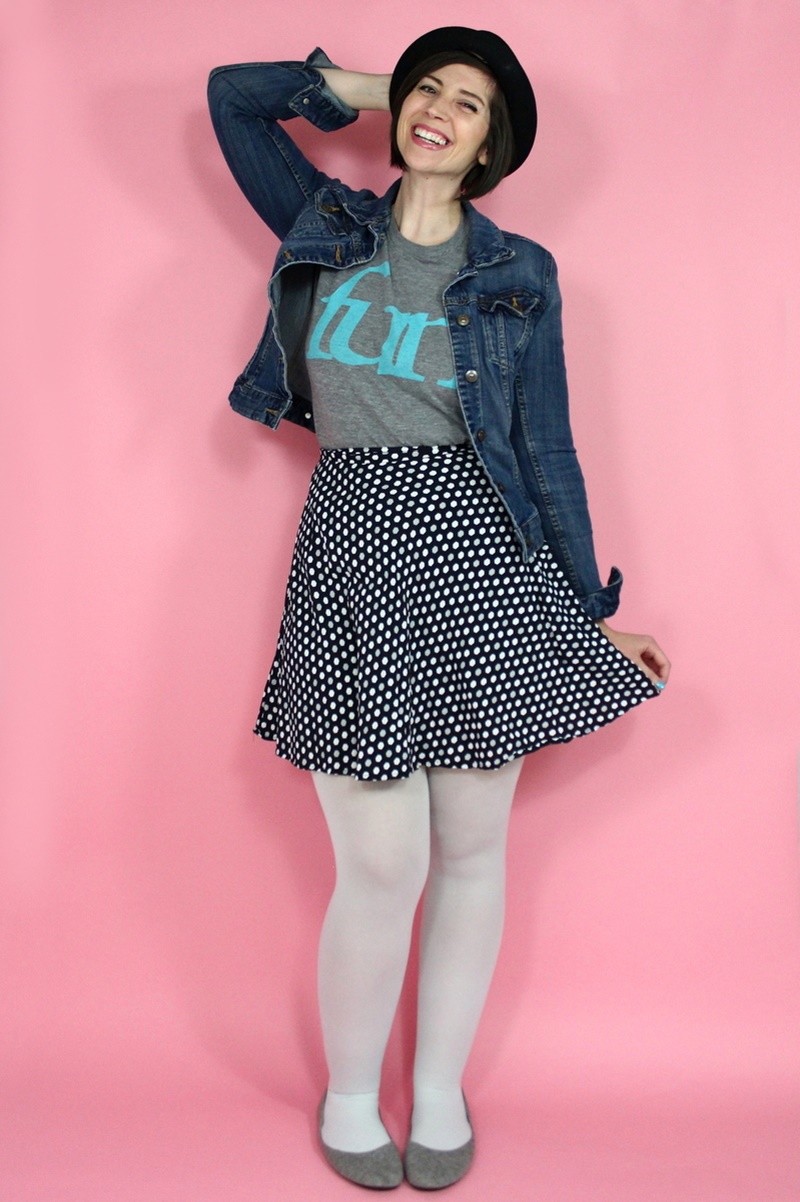 the outfit repeater hannah rupp winter capsule wardrobe challenge fun tee denim jacket rocker vintage thrifted 80s