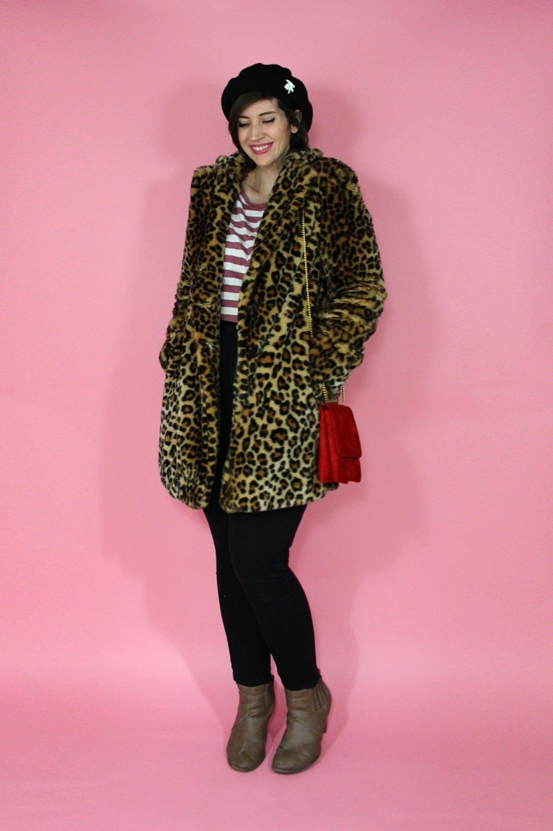 hannah rupp the outfit repeater Striped crop top, H&M high waisted jeans, vintage beret, Forever 21 leopard print coat, tan booties