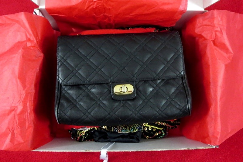 Vintage Subscription Box Reveal + Outfit | Redbird Vintage Box | www.theoutfitrepeater.com hannah rupp the outfit repeater vintage subscription box service monthly redbird 1980s