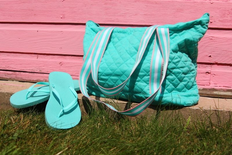 Thrifted Swimsuits: Ick or Awesome? | www.theoutfitrepeater.com hannah rupp the outfit repeater thrifted swimsuit kimono beach pool cute summer