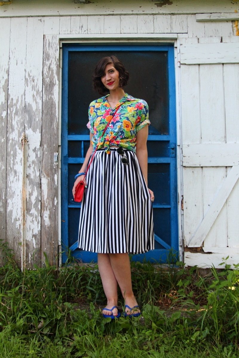 A 100% Thrifted Outfit | www.theoutfitrepeater.com all thrifted outfit secondhand wardrobe day august 2018 hannah rupp the outfit repeater