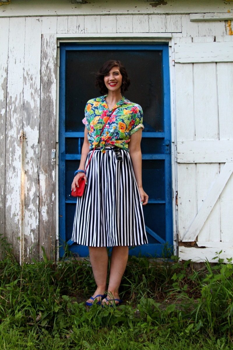 A 100% Thrifted Outfit | www.theoutfitrepeater.com all thrifted outfit secondhand wardrobe day august 2018 hannah rupp the outfit repeater