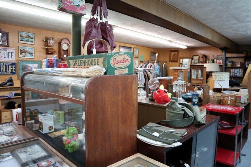 The Best Thrift Stores In Wisconsin The Outfit Repeater