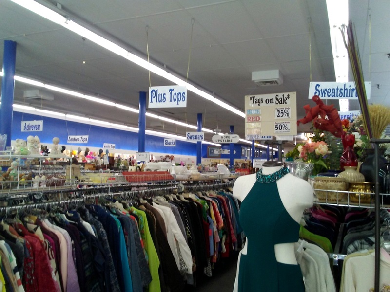 Don't Miss These Thrift Stores in Northern Illinois! The Outfit Repeater