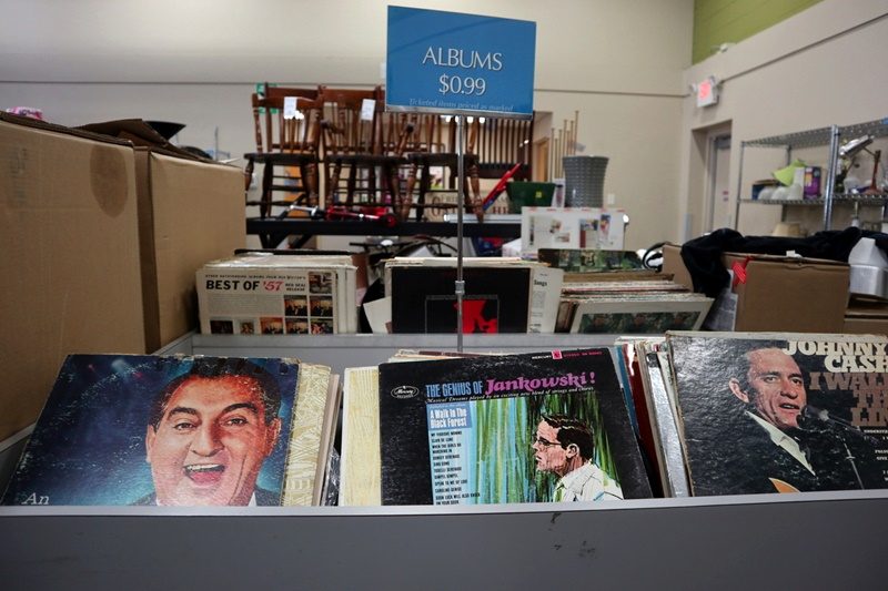 Thriftin' Through Wisconsin My Favorite Janesville Stores The Outfit