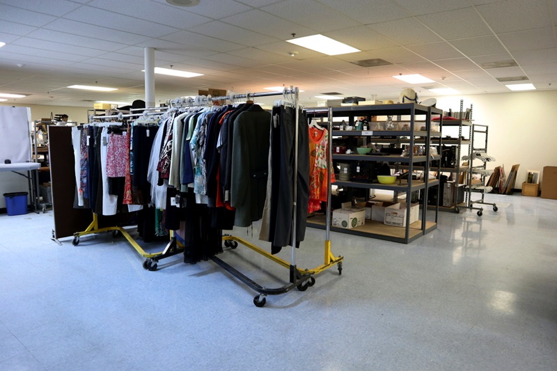 How To Shop Goodwill Online The Outfit Repeater