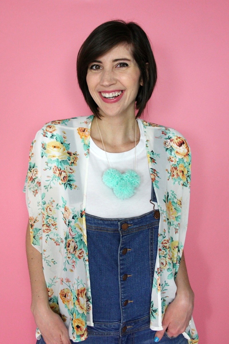 How To Wear Overalls With One Strap Get The Look Step By Step - fardixx